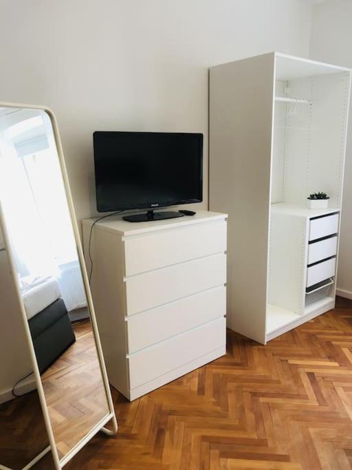 Fewo Kuferzeile Gmunden Seenaehe Esterno foto